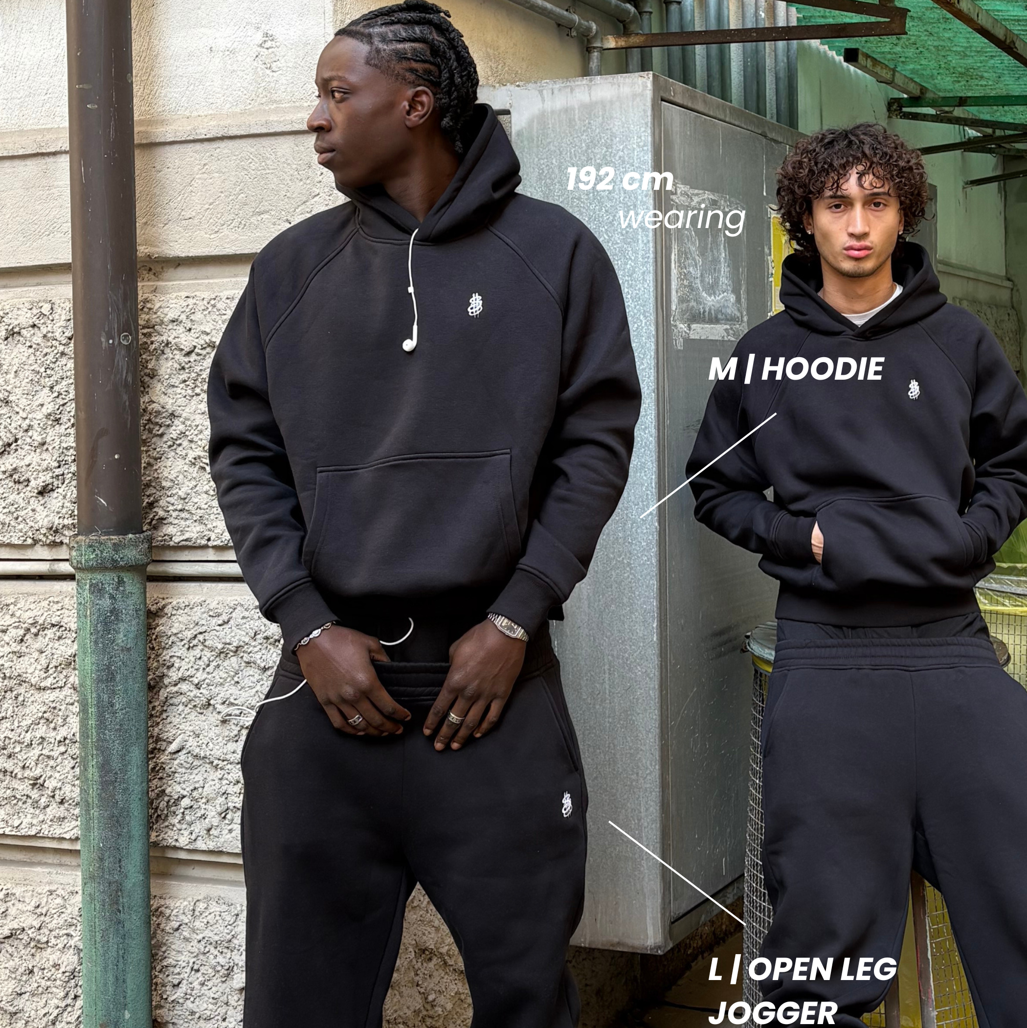 HOODIE BLACK